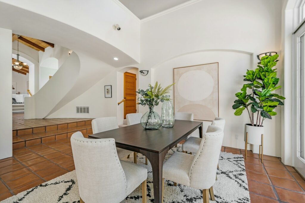 Mountain Queen Cleaning Services offers services of Residential Cleaning, Deep Cleaning, Move Out - In, Airbnb Cleaning, Post Construction Cleaning, Window Cleaning, Office Cleaning, Commercial Cleaning in Salt lake County, Utah county, Wasatch county, Davis county - Residential Cleaning